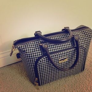 London fog classy bag